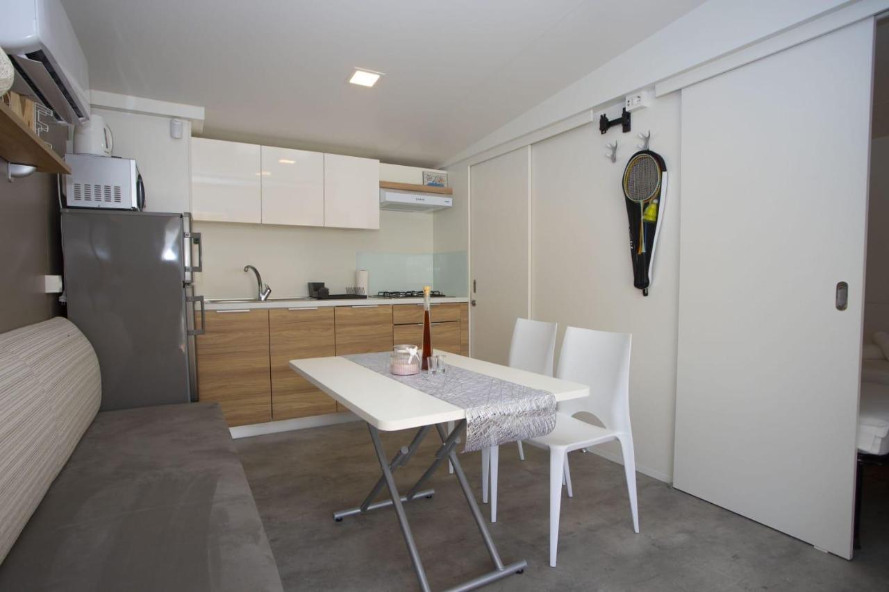 Oaza Mira Mobile Houses - Camp Basko Polje #Bestoffer Baska Voda Luaran gambar
